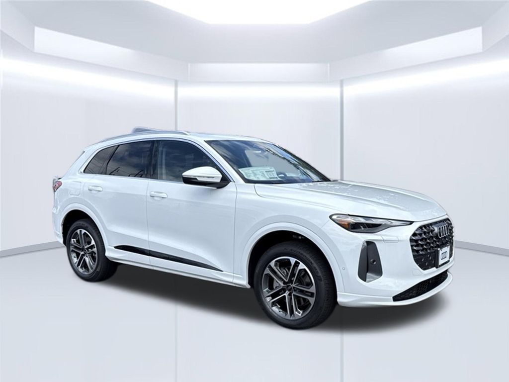 Thumbnail: 2026 Audi Q5 - 7