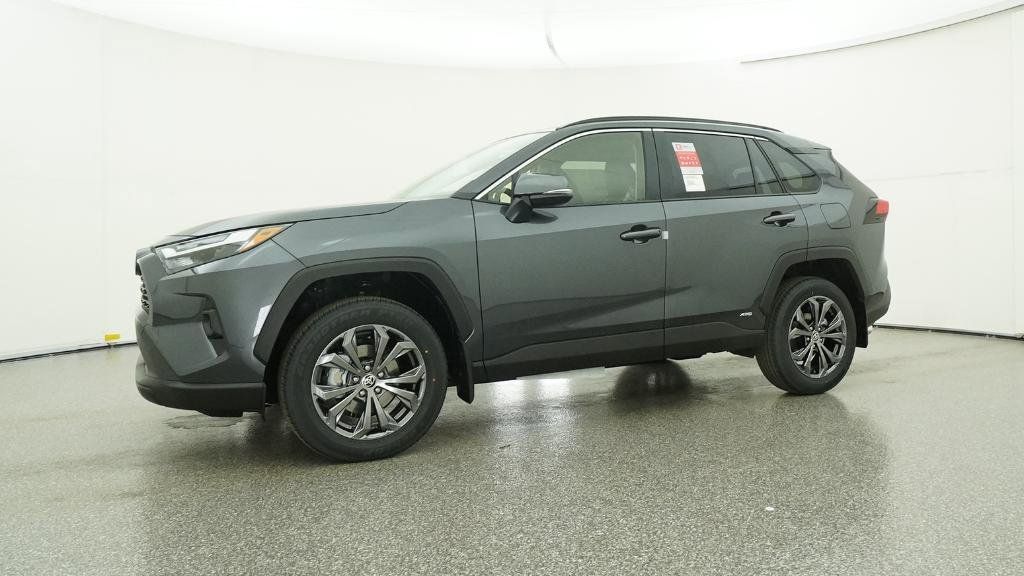 Thumbnail: 2025 Toyota RAV4 - 16