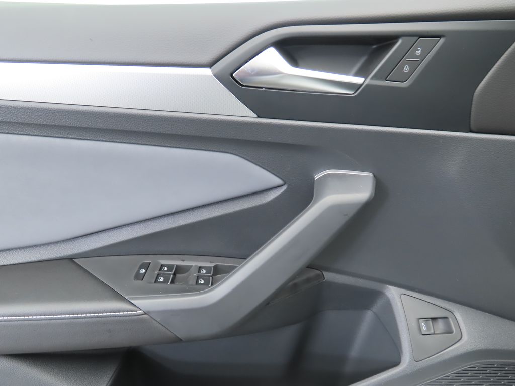 Thumbnail: 2026 Volkswagen Jetta - 23