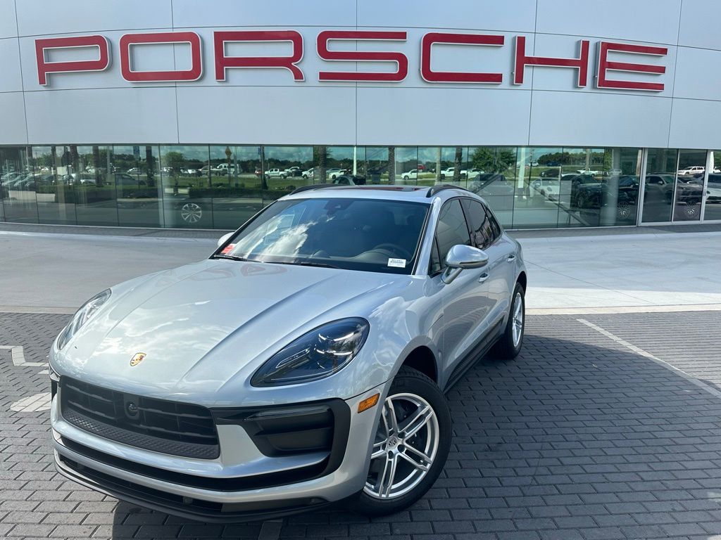 2025 Porsche Macan  -
                Davie, FL