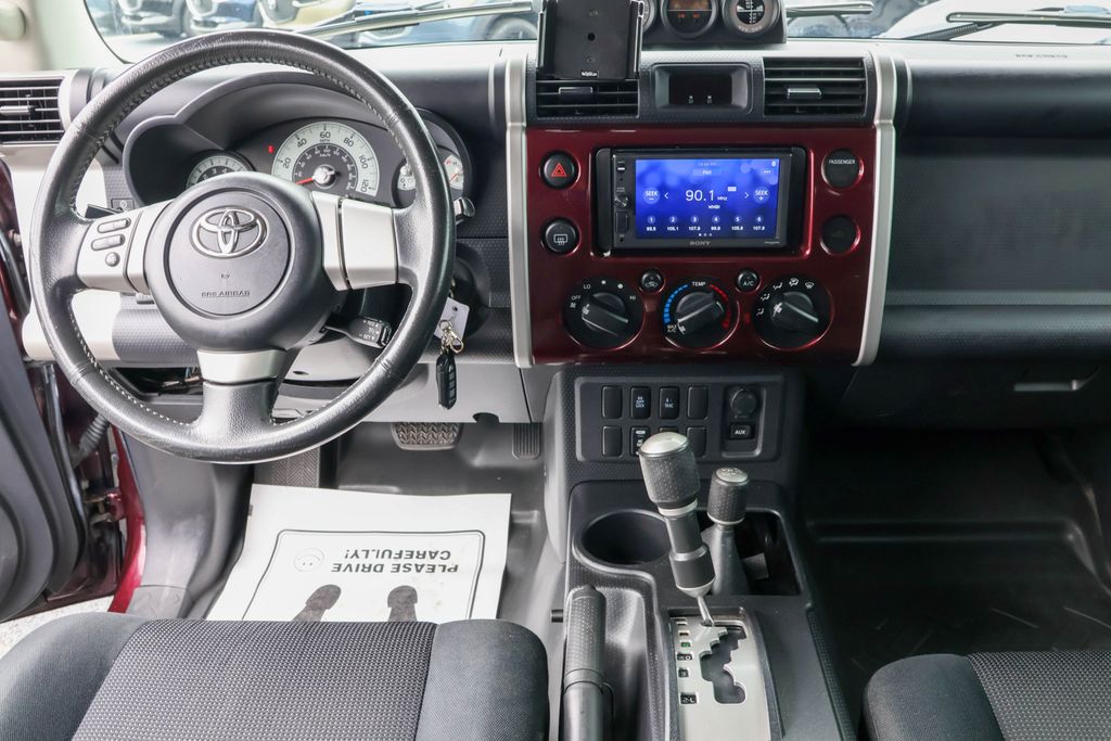 2007 Toyota FJ Cruiser Base 29