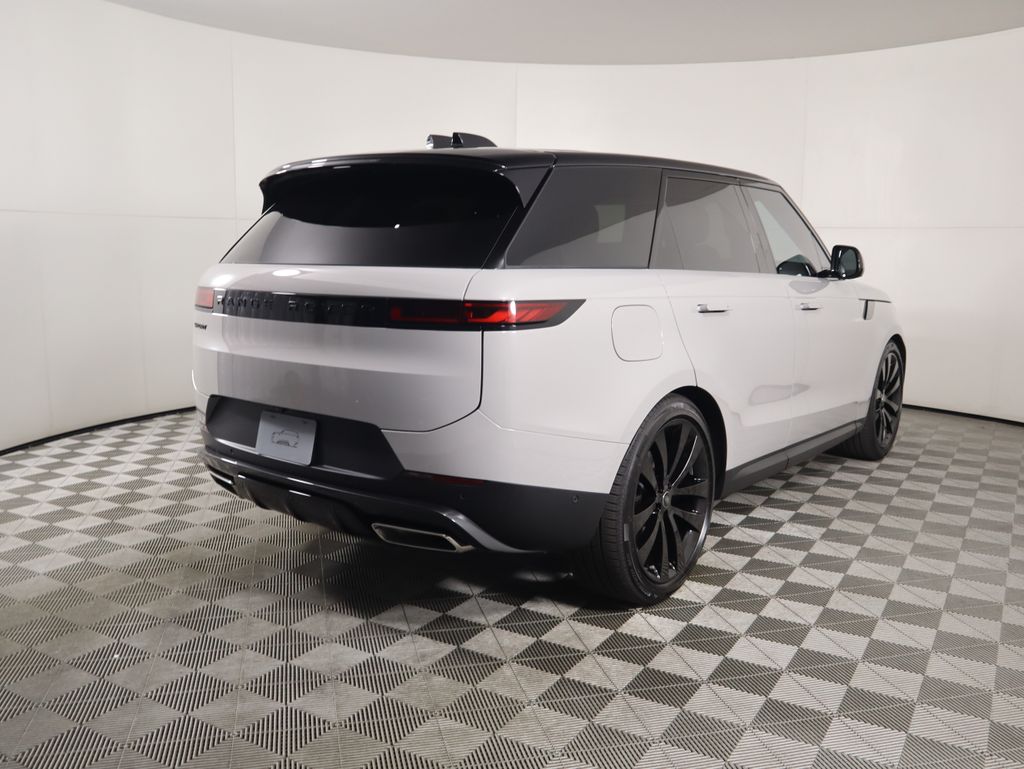 Thumbnail: 2025 Land Rover Range Rover Sport - 5