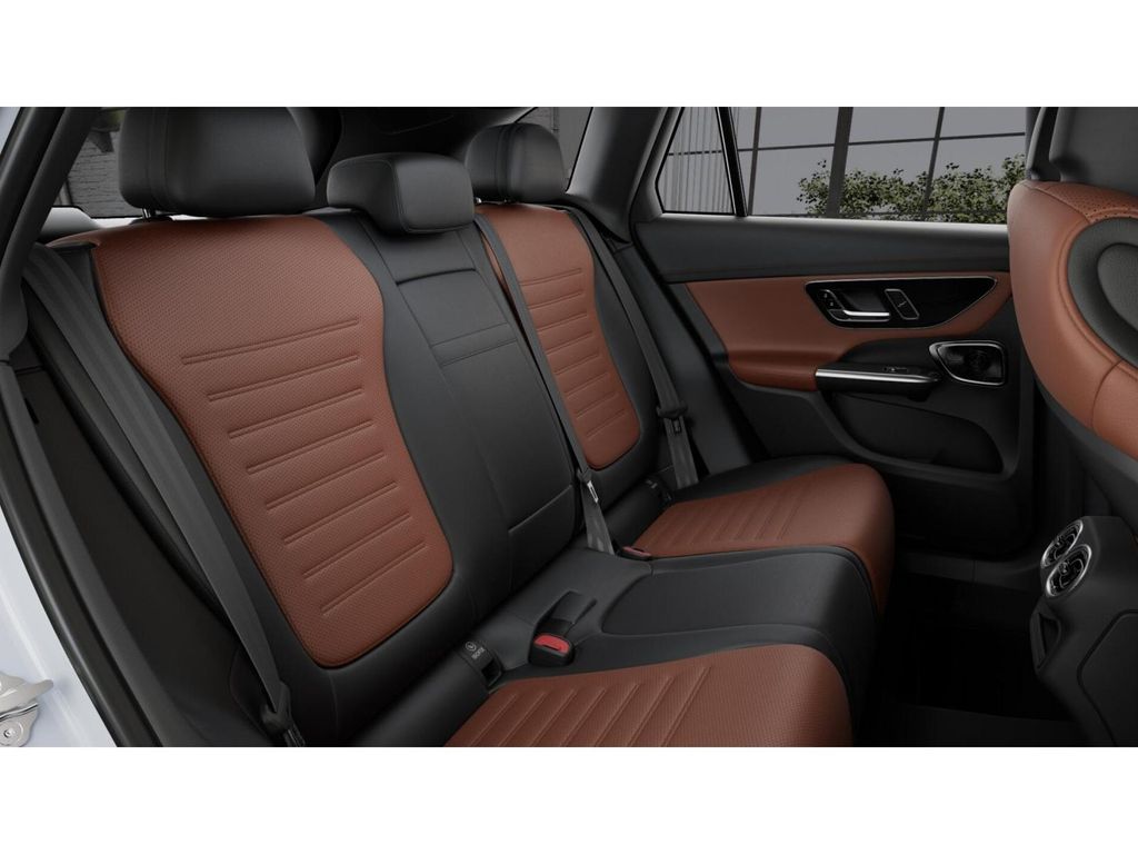 Thumbnail: 2025 Mercedes-Benz GLC - 5
