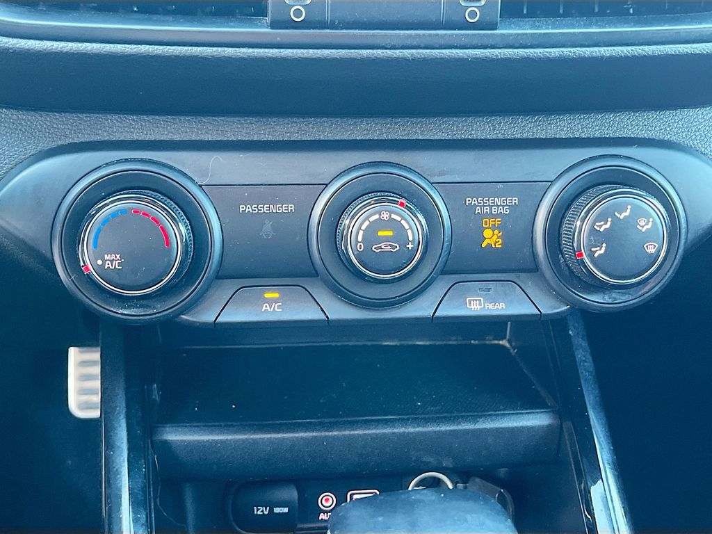 Used 2020 Gray Kia GT-Line image 15