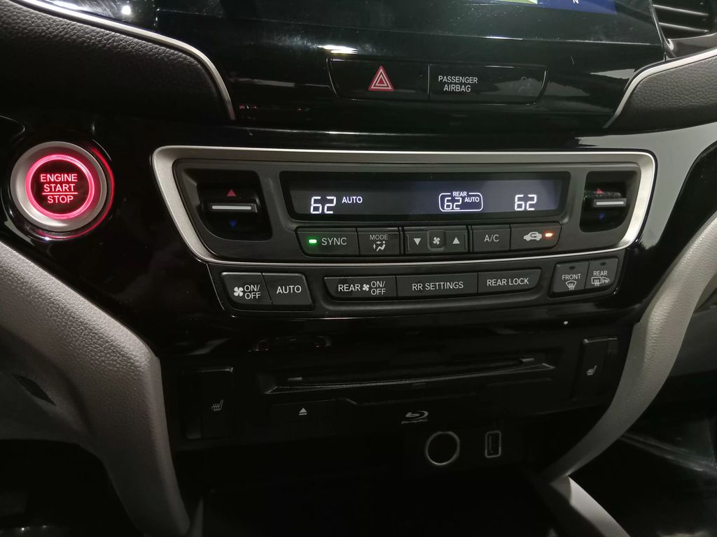 2021 Honda Pilot Touring 7 Passenger