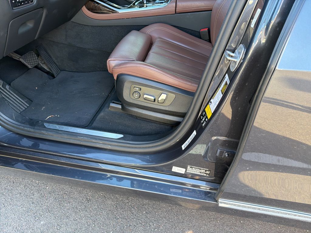 Thumbnail: 2020 BMW X7 - 5