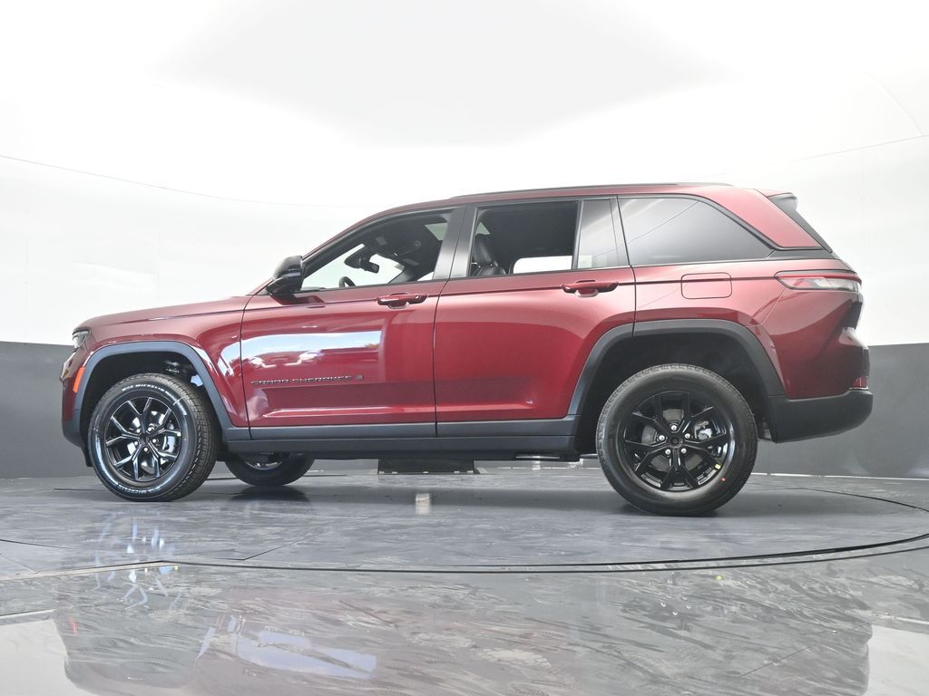 New 2025 Velvet Red Pearlcoat Jeep Laredo image 52