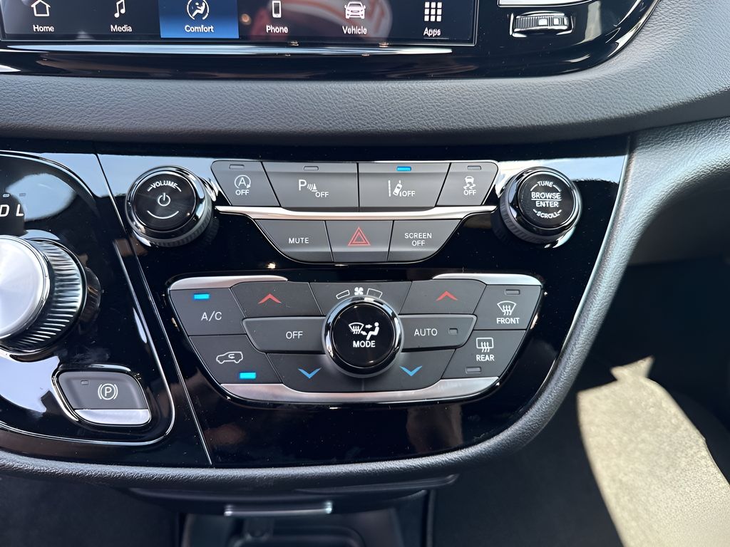 New 2026 White Chrysler LX image 49