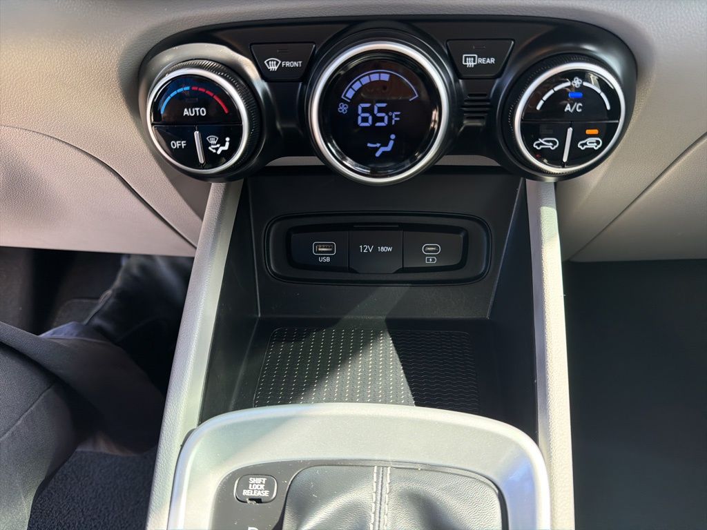 2023 Hyundai Venue SEL