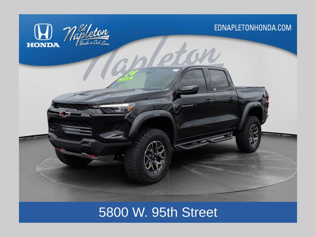 Black 2024 Chevrolet Colorado ZR2 Crew Cab 4WD Pickup Truck Four-Wheel Drive 8-Speed Automatic