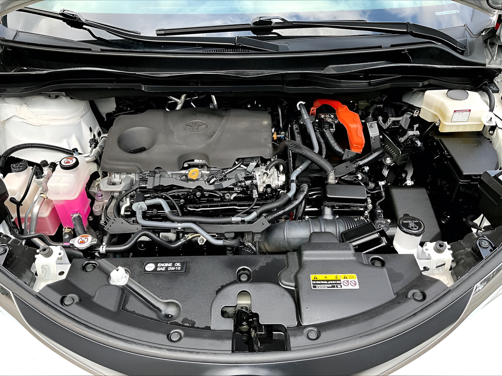 Used 2023 Toyota Sienna LE 4D Passenger Van