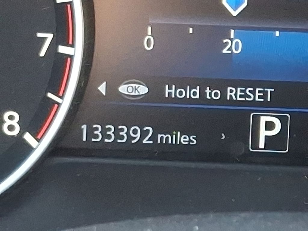 Thumbnail: 2015 Nissan Murano - 18