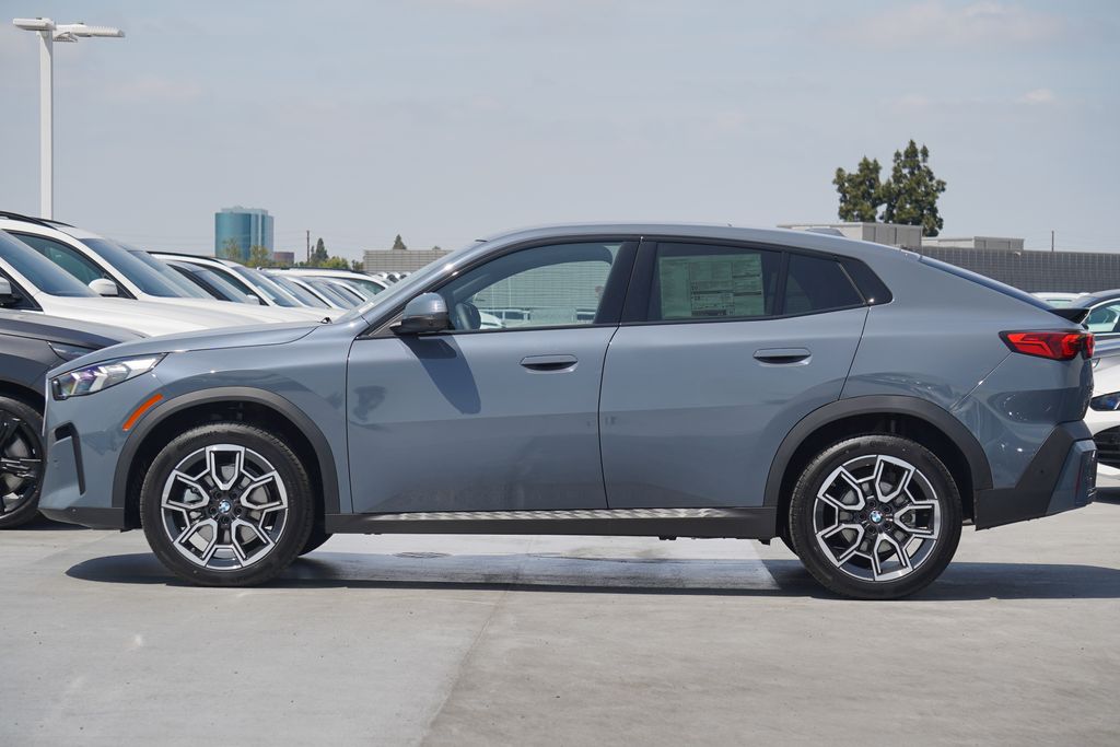 2025 BMW X2 xDrive28i 4