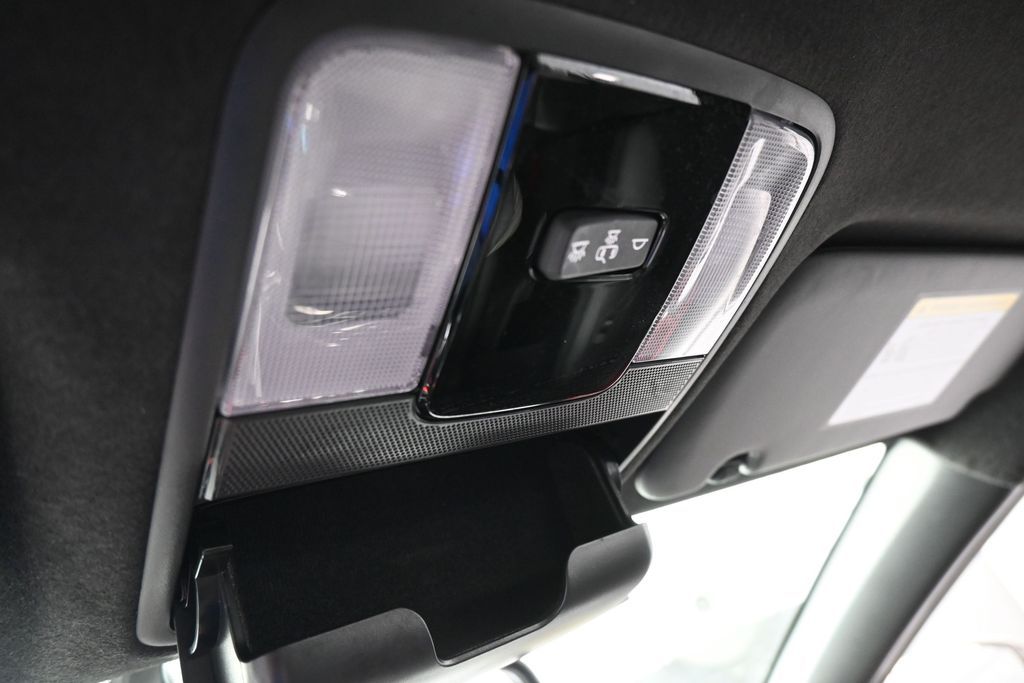 Used 2024 Snow White Pearl Kia GT-Line image 30
