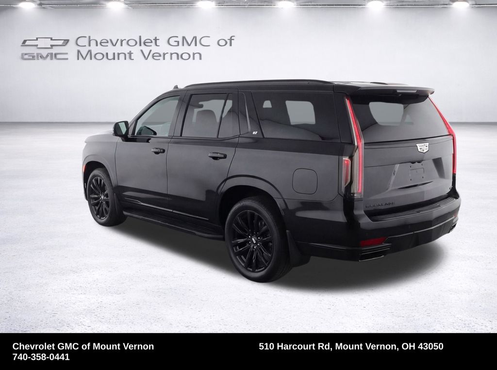 2024 Cadillac Escalade ESV Sport - Image 3