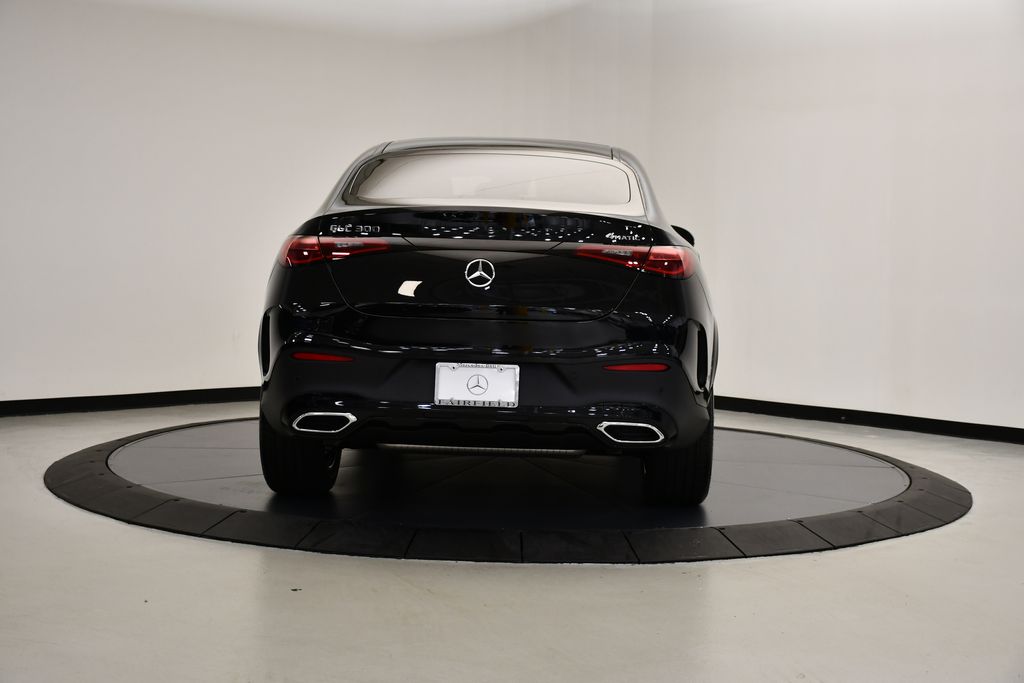 2025 Mercedes-Benz GLC 300 4