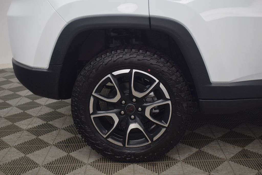 new 2026 Jeep Compass car, priced at $33,805