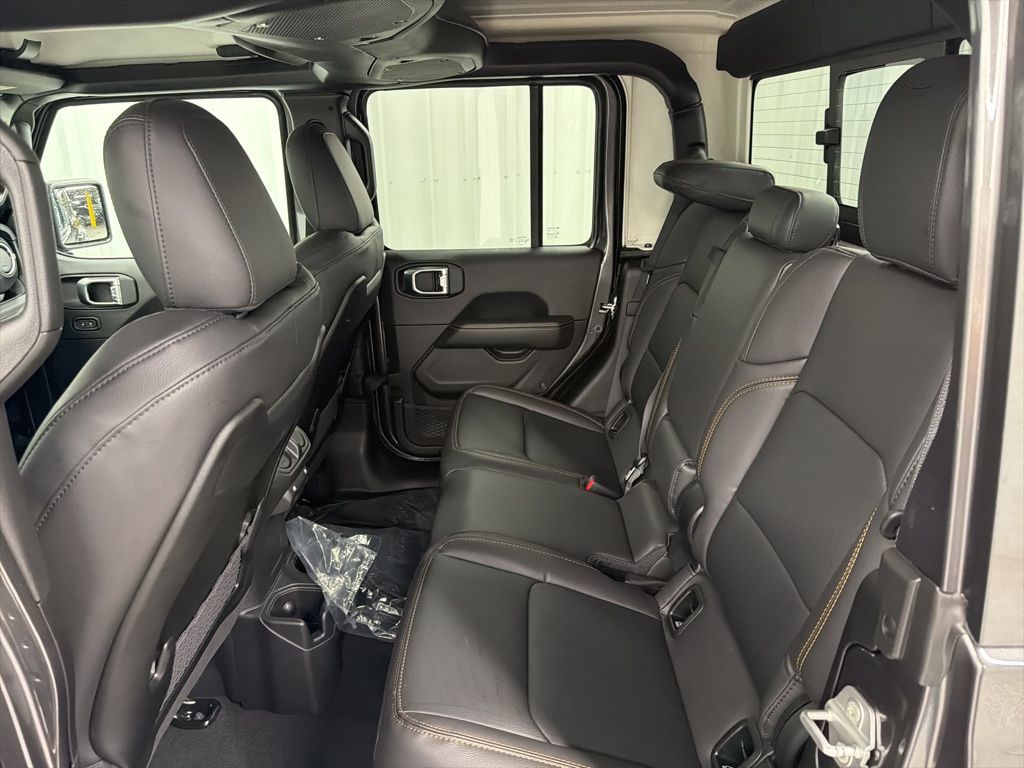 2026 Jeep Gladiator Texas Trail - 9