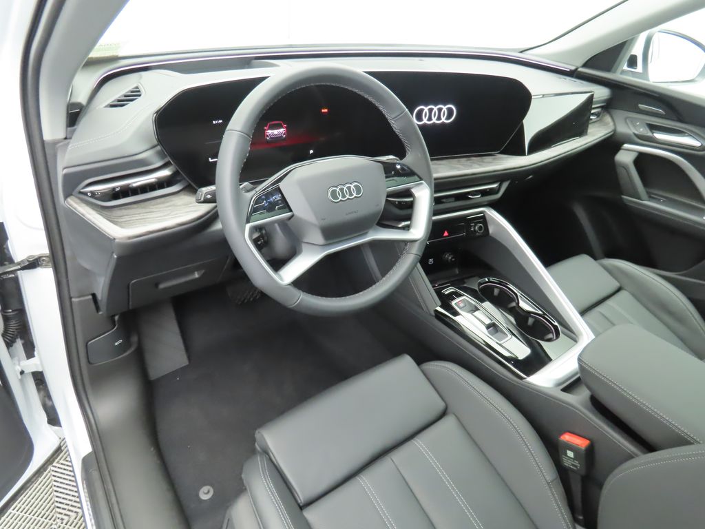 2025 Audi Q5 Premium 10