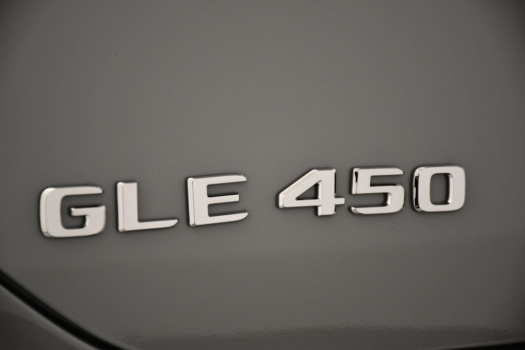 Thumbnail: 2026 Mercedes-Benz GLE - 9