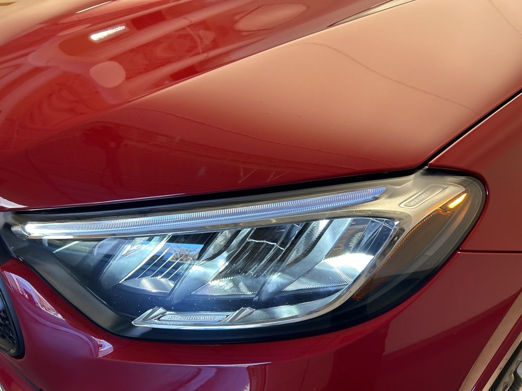 Thumbnail: 2026 Mercedes-Benz GLC - 9