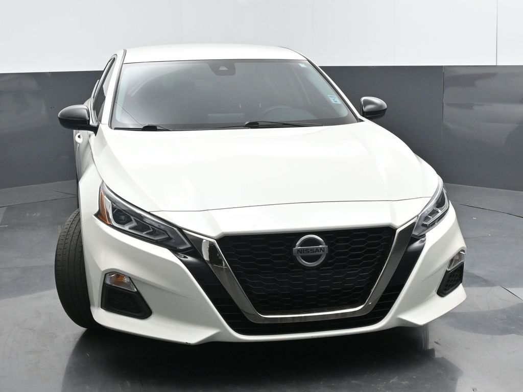 2022 Nissan Altima SR Intelligent AWD