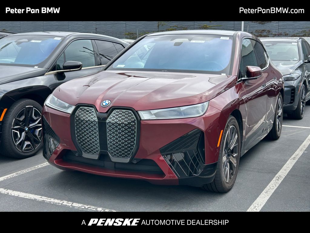 Thumbnail: 2022 BMW iX - 1