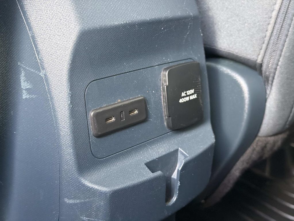 Used 2025 Ford Maverick XLT 4D Crew Cab