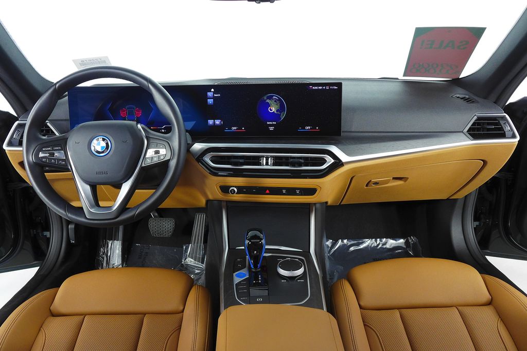 Thumbnail: 2023 BMW i4 - 25