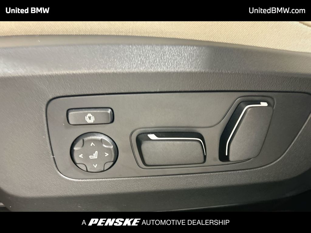 Thumbnail: 2026 BMW X3 - 12