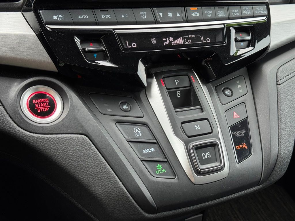 Used 2025 Honda Odyssey Van