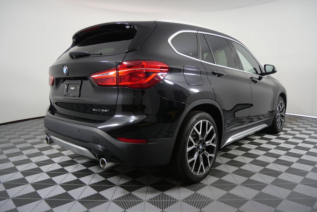 2022 BMW X1 xDrive28i 3