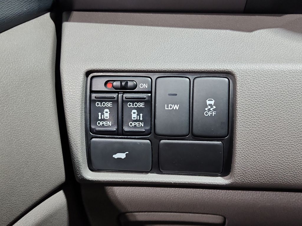 2014 Honda Odyssey EX-L photo
