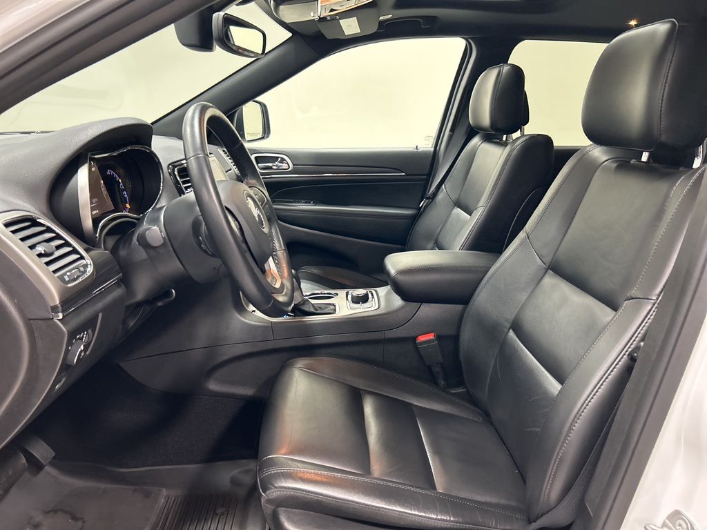 used 2021 Jeep Grand Cherokee car, priced at $29,411