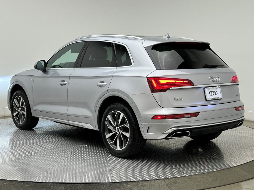 Thumbnail: 2023 Audi Q5 - 4