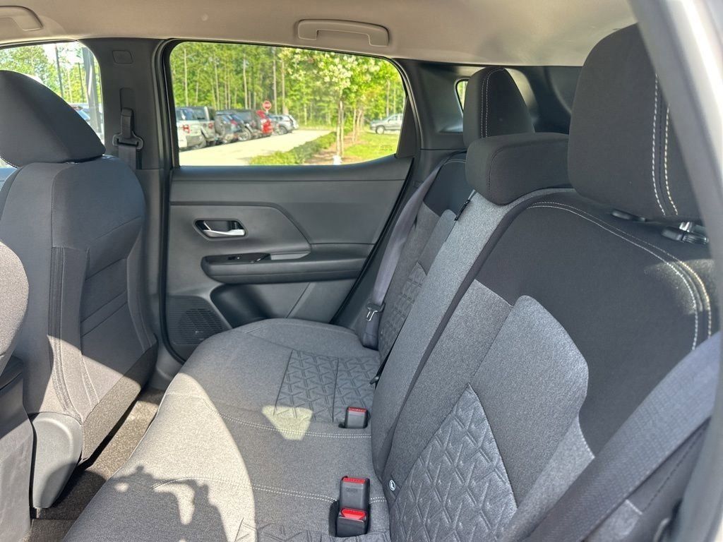 2025 Gun Metallic Nissan Kicks SV FWD SUV