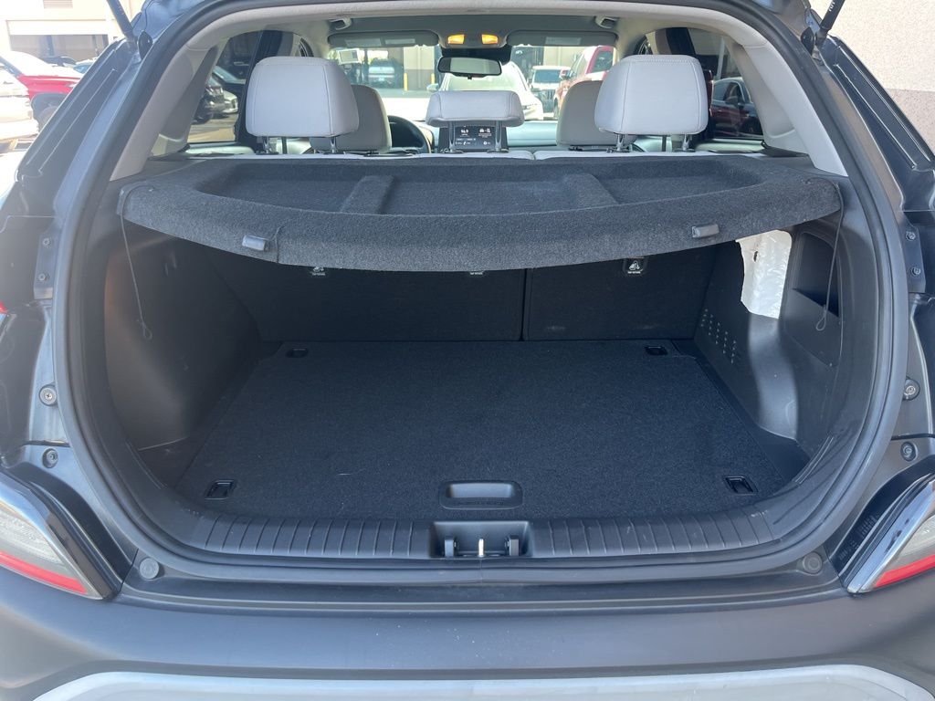 Thumbnail: 2023 Hyundai Kona - 10