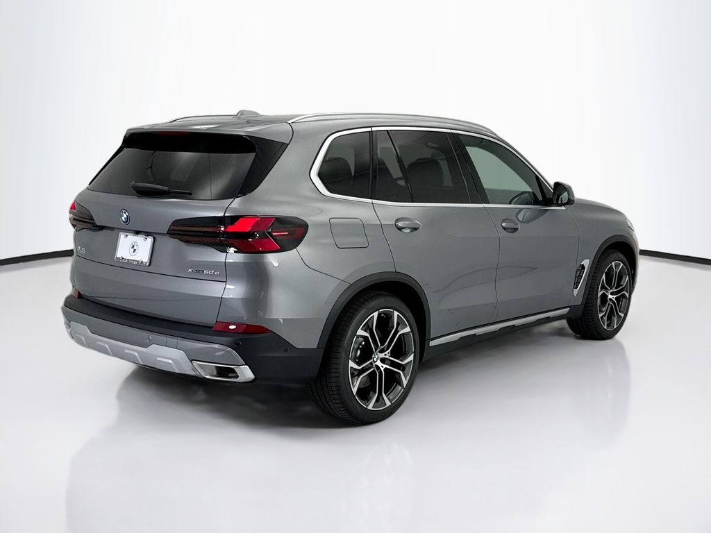 Thumbnail: 2026 BMW X5 - 5