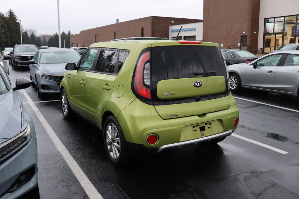 2018 Kia Soul S 2