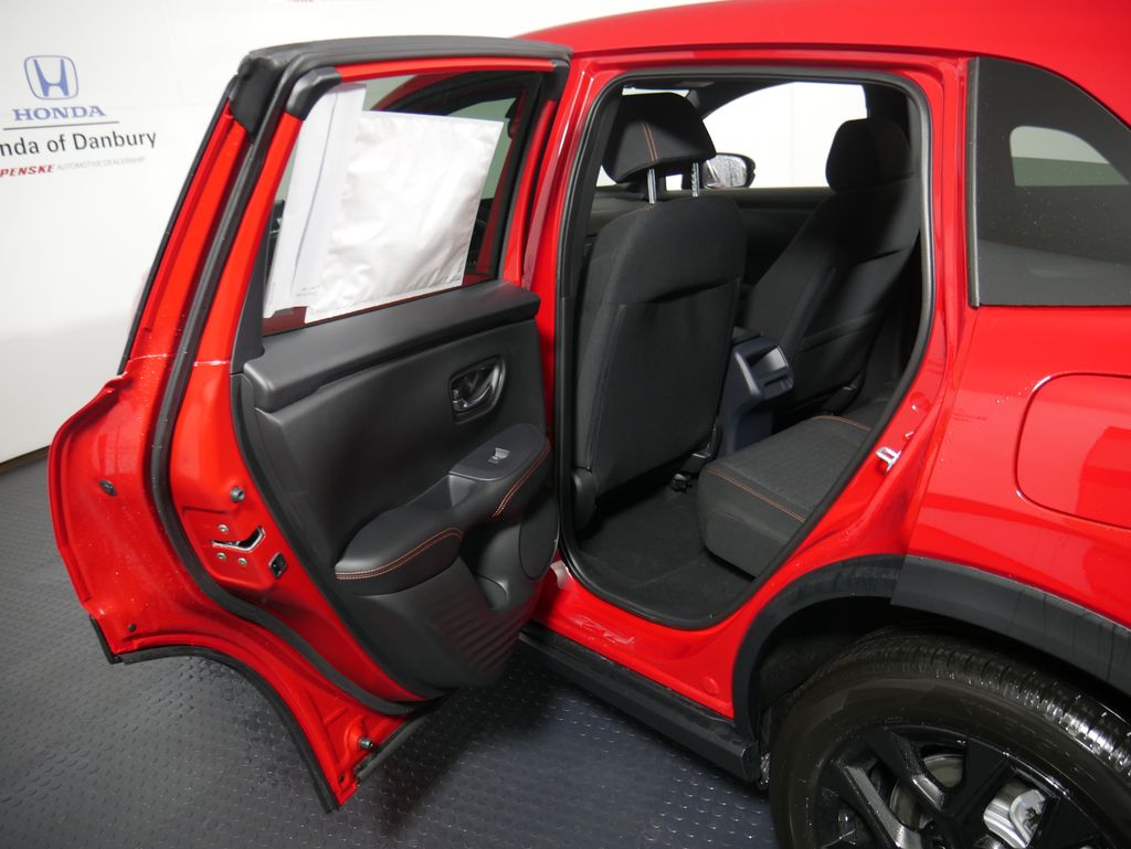 2025 Honda HR-V Sport 9
