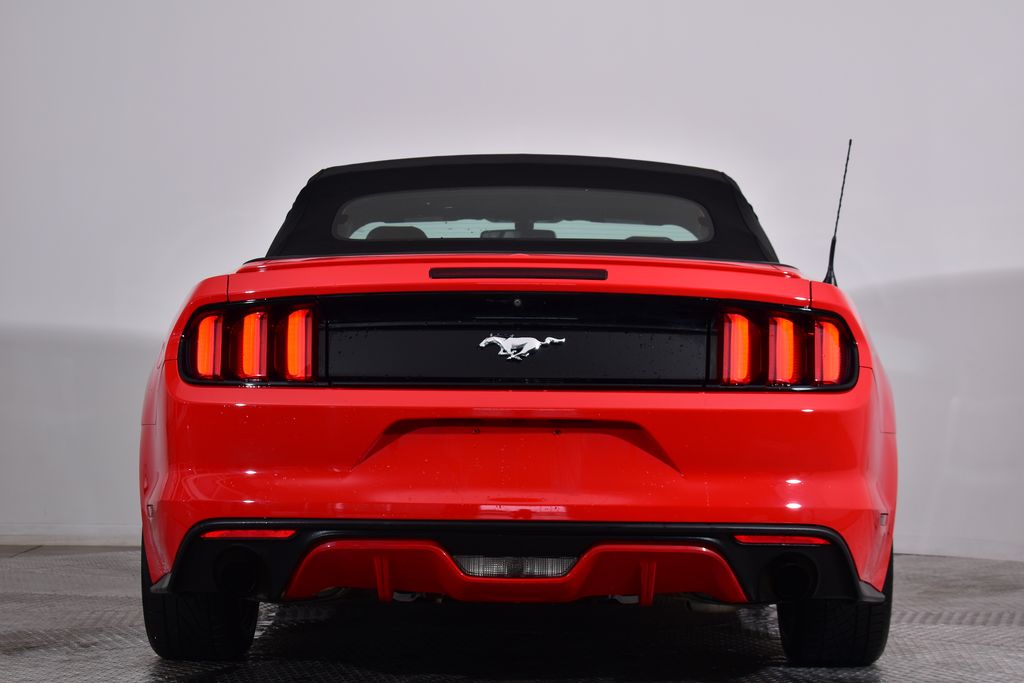 2016 Ford Mustang  4