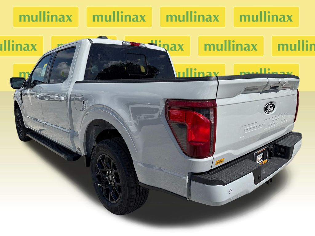 New 2026 White Ford XLT image 4