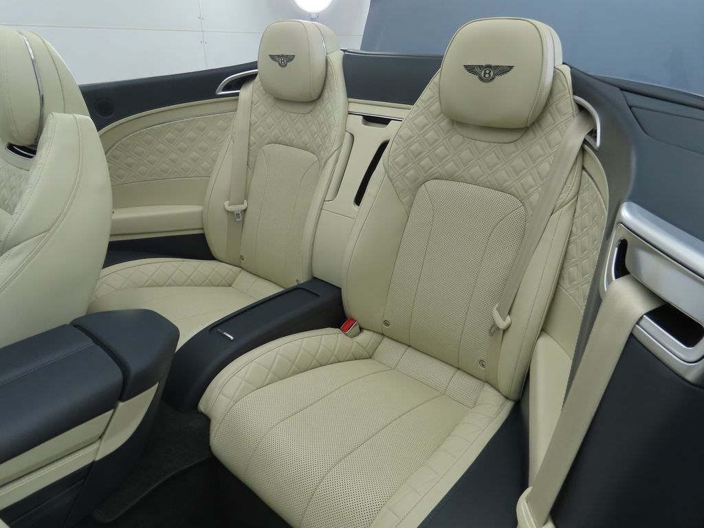 Thumbnail: 2020 Bentley Continental - 29
