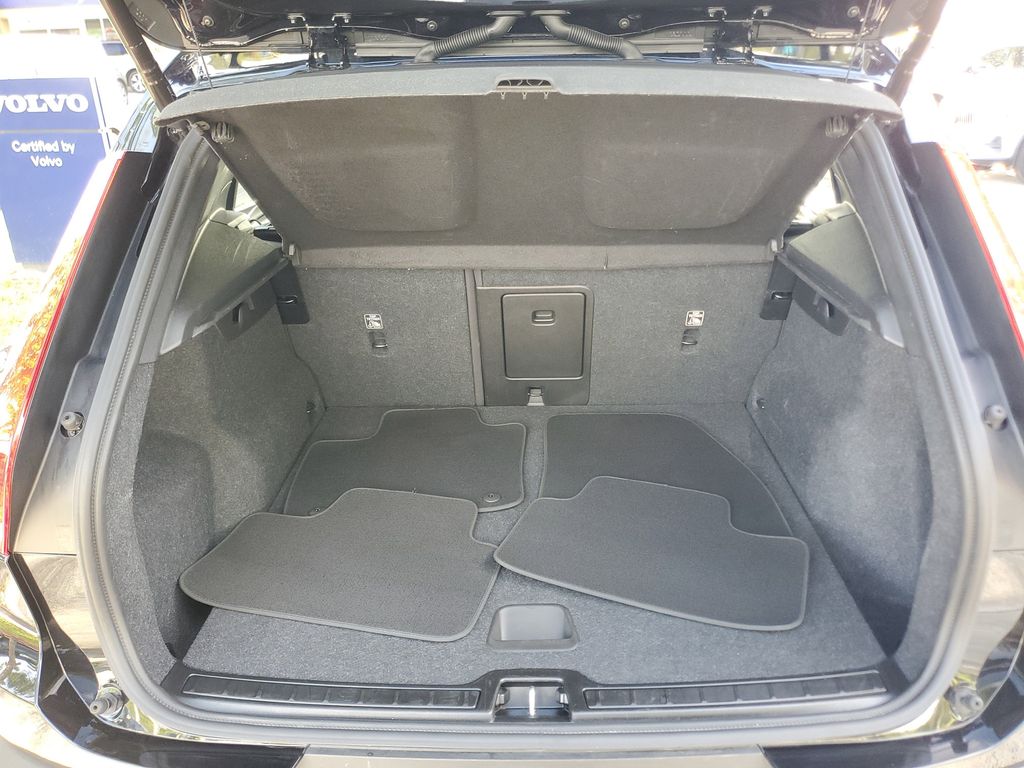 used 2025 Volvo XC40 car, priced at $28,595