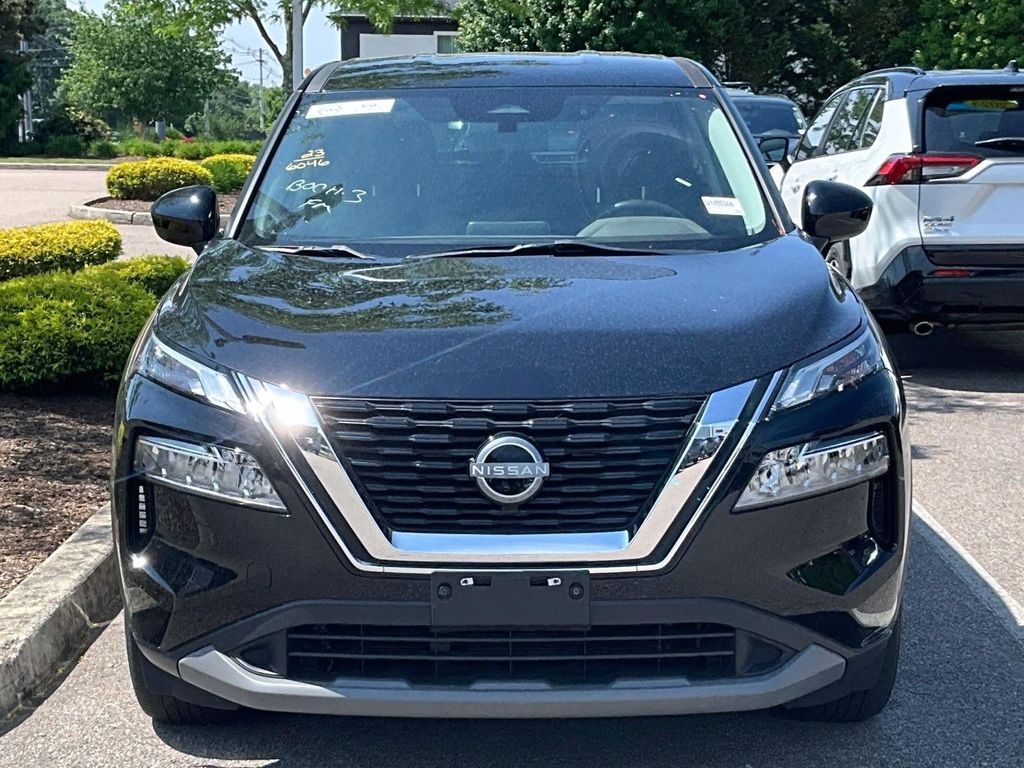 2023 Nissan Rogue — photo 2