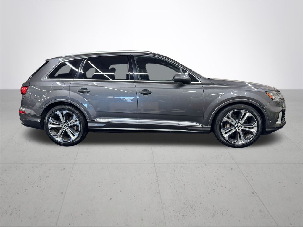 2021 Audi Q7 55 Prestige