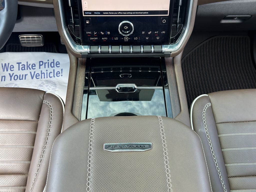 Used 2025 Silver GMC Denali Ultimate image 15