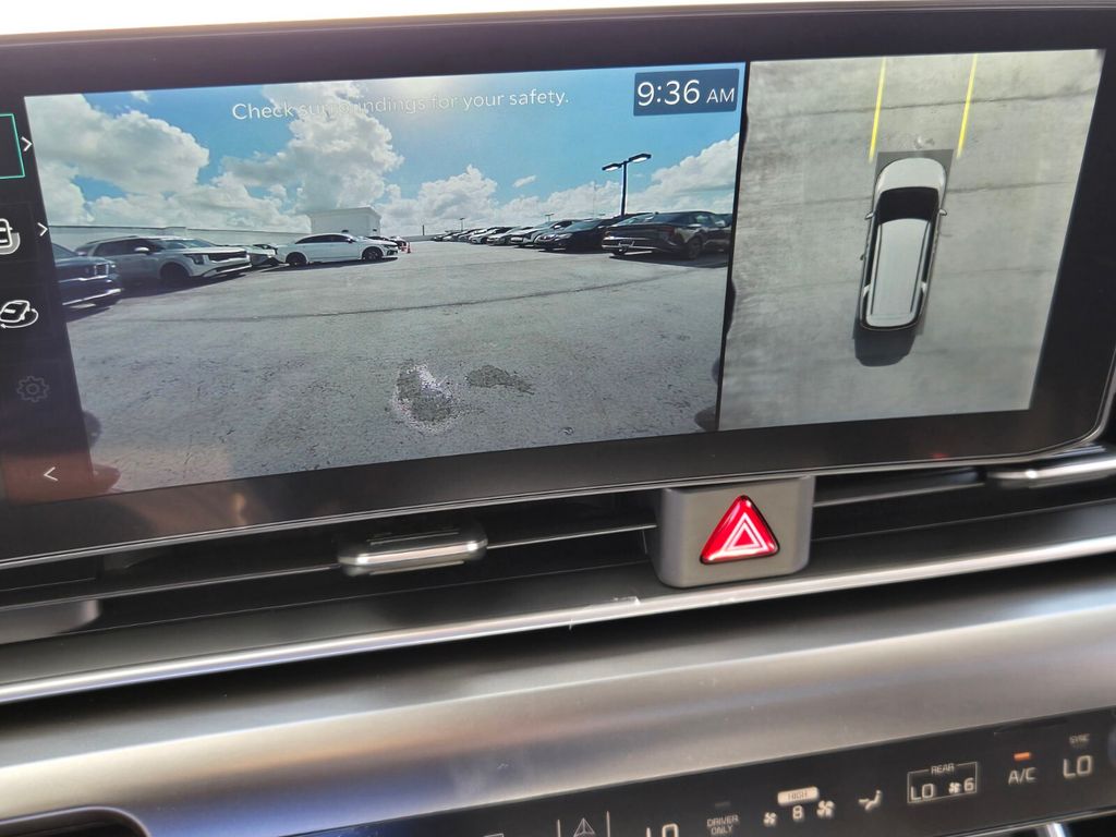 2027 Kia Carnival - $51,115