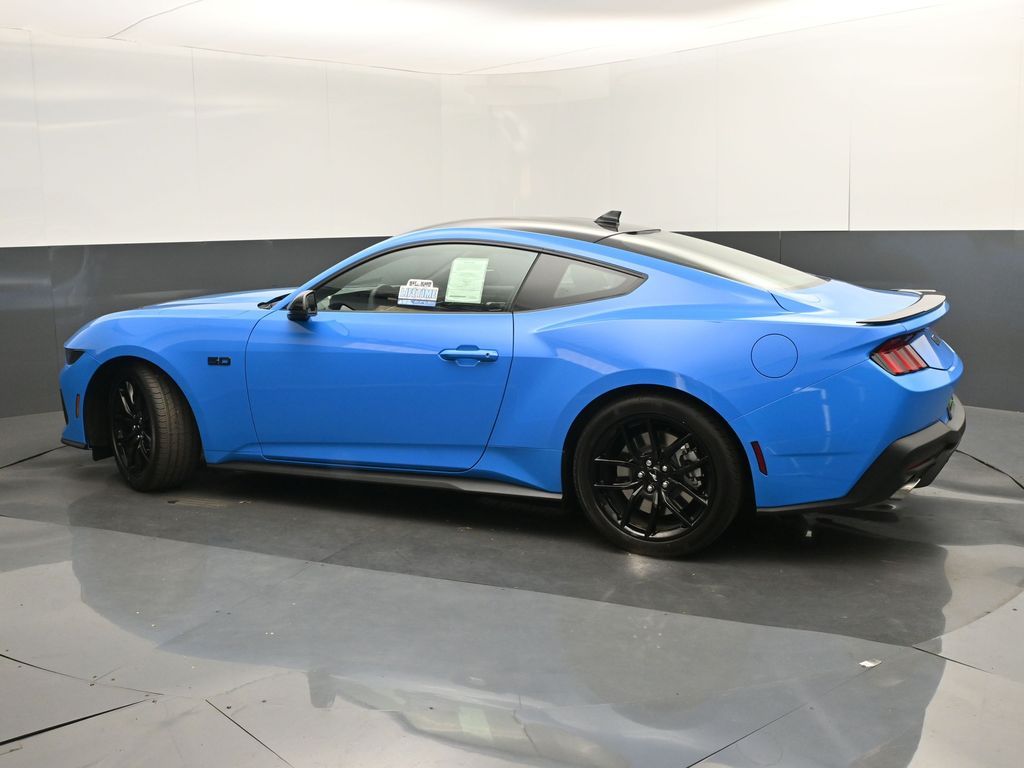 2025 Ford Mustang GT Premium Fastback