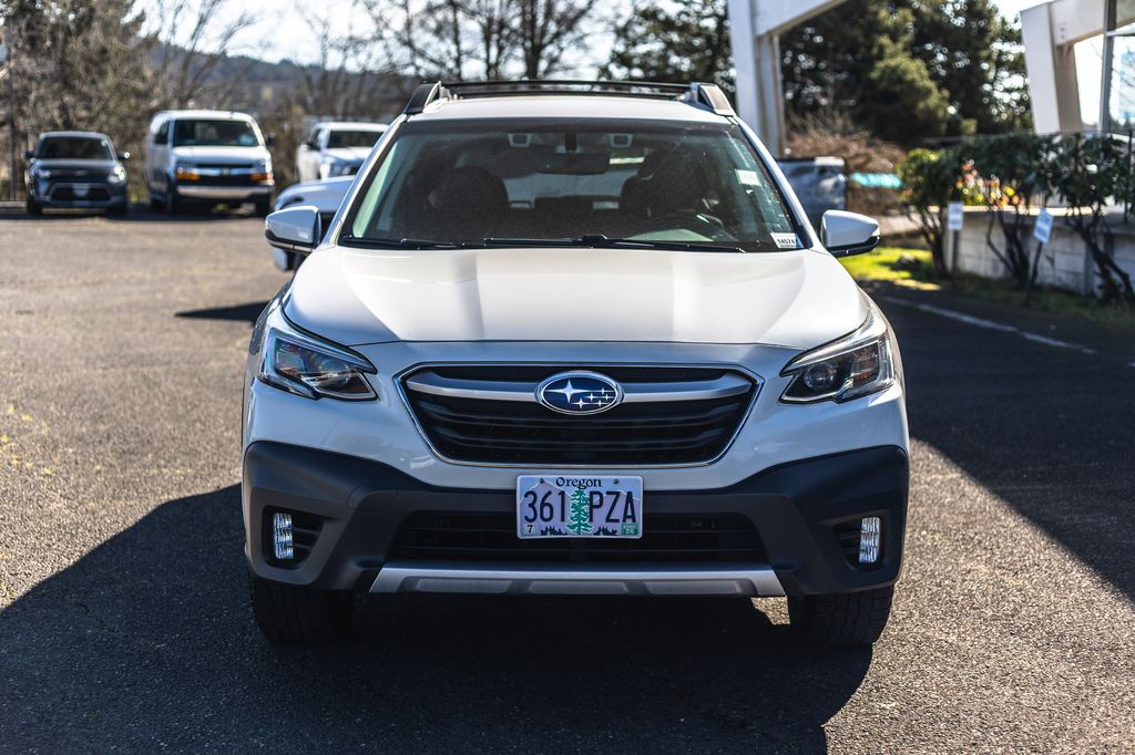 2021 Subaru Outback Limited thumbnail 6